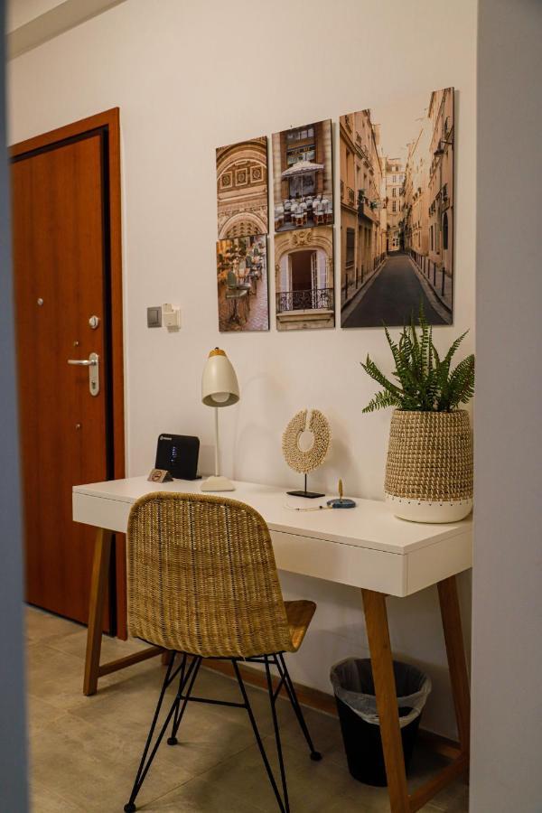 Newly Renovated Apartment 7 Min Walk From Acropolis Atény Exteriér fotografie